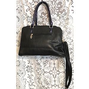 Boutique Bags - Cheetah Purple Black Vegan Leather Satchel Tote Boutique Bags - Cheetah Purple Black Vegan Leather Satchel Tote