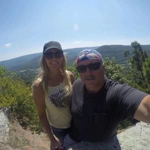 Meet your Posher, Gloria