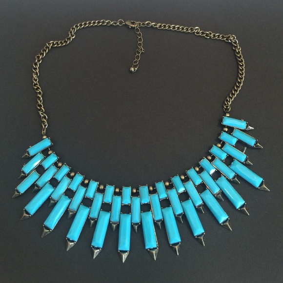 Turquoise Collar Necklace - Picture 1 of 3