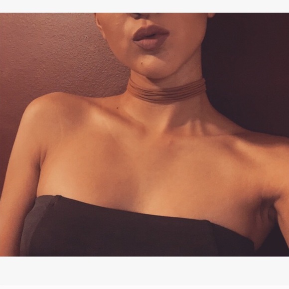 💕LAST ONE💕TAN layered choker - Picture 4 of 4