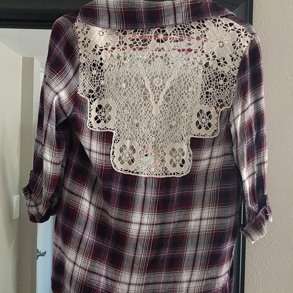 Fun Plaid Lacey Top - Picture 4 of 4