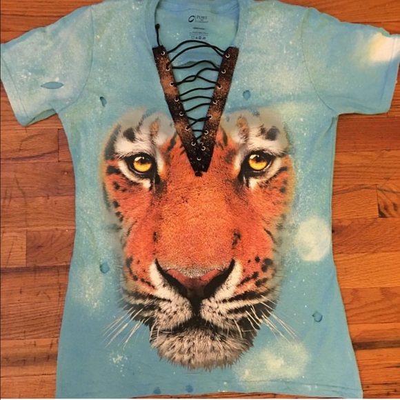 Custom tiger shirt