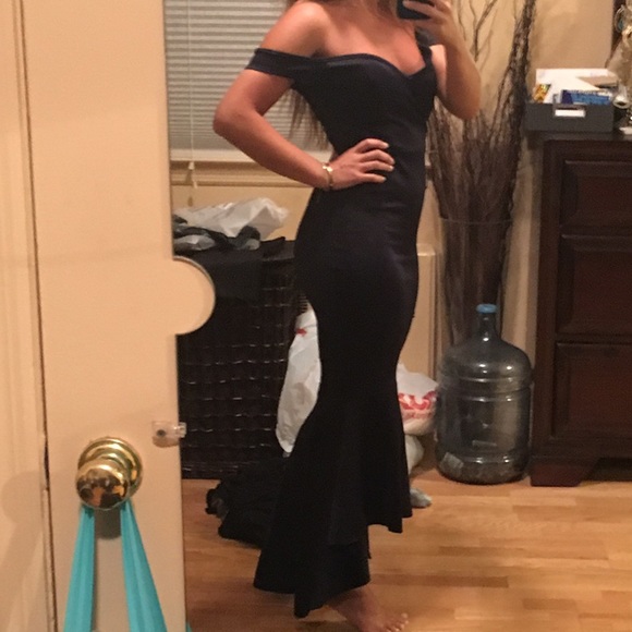 Navy off the shoulder dress midi flare dress. - Picture 4 of 4