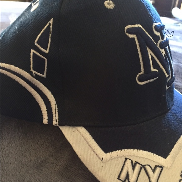 Like New NY Adjustable with Velcro Baseball Hat - Picture 4 of 4