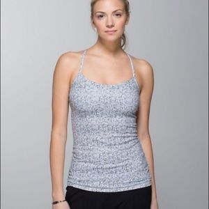NWOT💜Lululemon power y tank💜