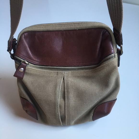 Vintage Liz Claiborne Leather Co. Crossbody