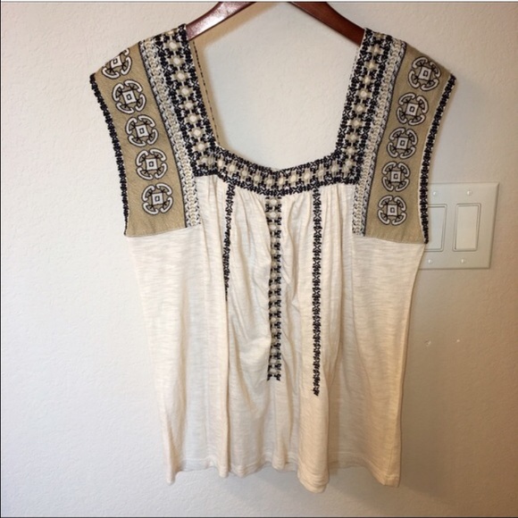 LUCKY BRAND