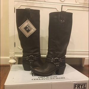 Frye Carmen Harness Tall