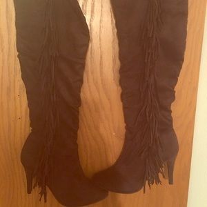 Fringed high heel boots