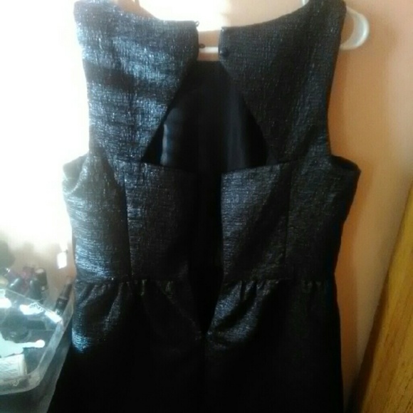 Flare black dress - Picture 3 of 3