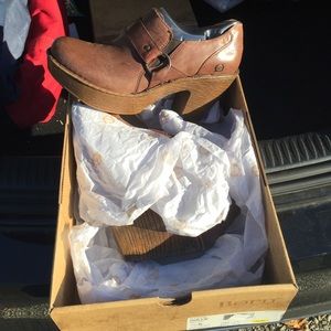 Born Dolly Espresso shoes size 7 1/2