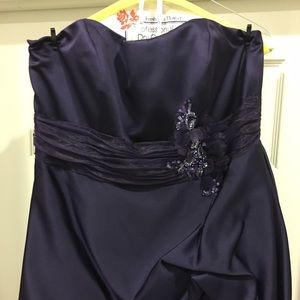David's Bridal Plum Dress