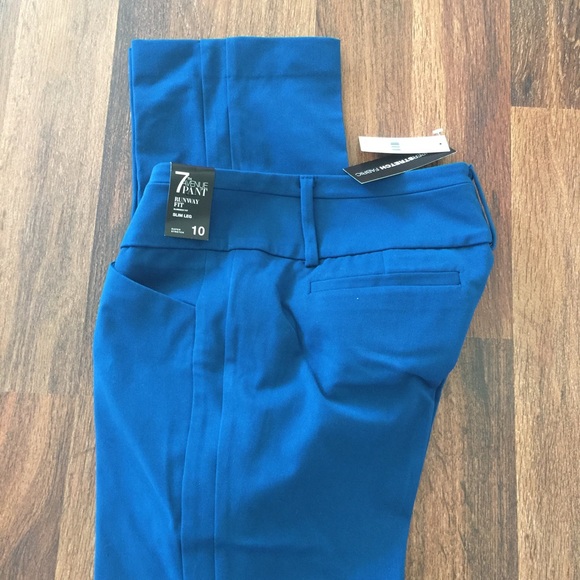 NWT blue ny and co pants