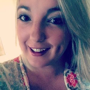 Meet your Posher, Michaela