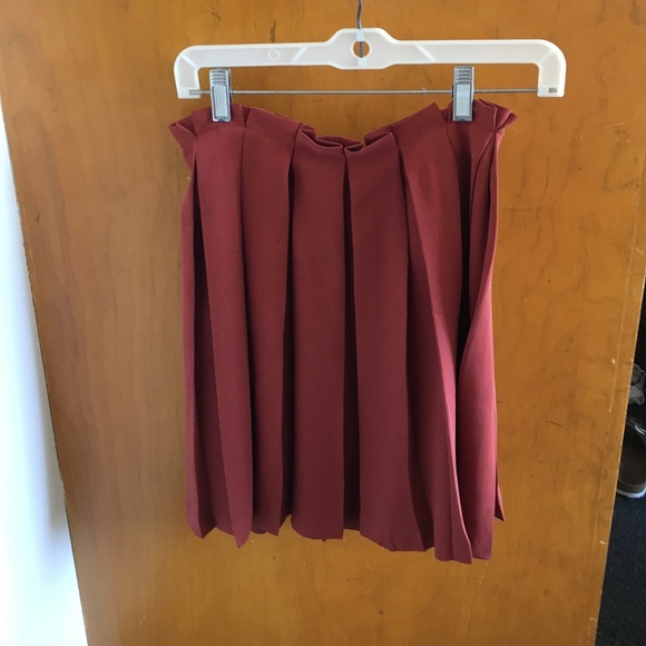 Forever 21 pleated skirt