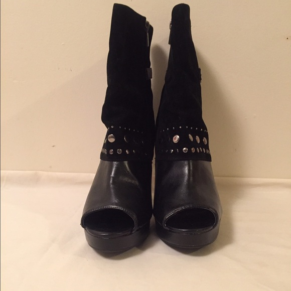 Black Anne Michelle Heels & 100% Polyester Purses.