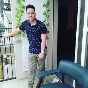 Meet your Posher, Ronald