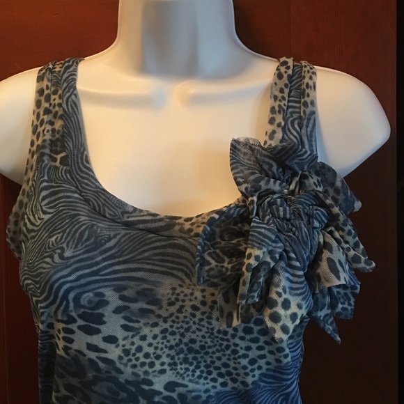 Blue and gray animal print fancy tank top - Picture 2 of 4