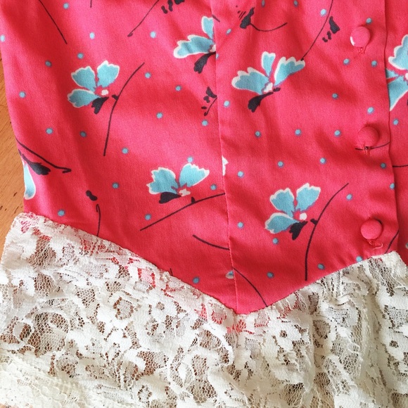 Button Tank Top - Picture 2 of 3