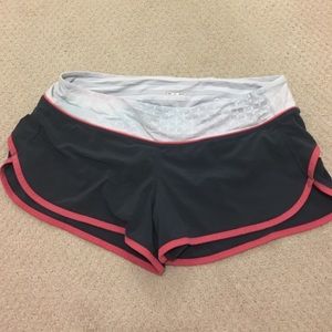 LuLu Shorts Size 8