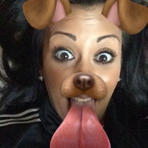 Meet your Posher, Dena