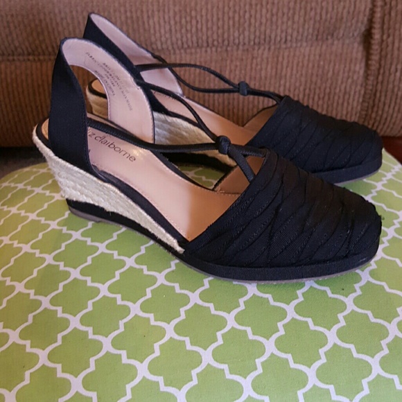 Liz Claiborne low Wedge