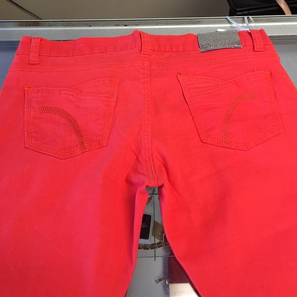Jeans - Picture 2 of 2