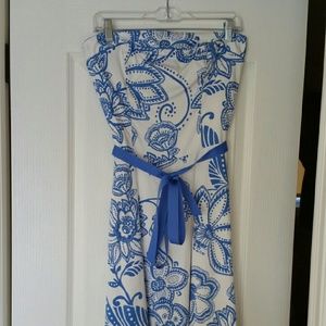 Beautiful blue and white strapless dress.