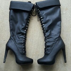 JustFab Knee Faux Leather Knee High Boots  Sz 7.5