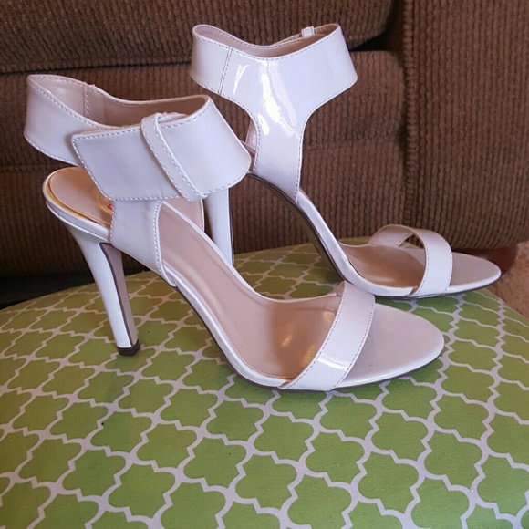 Women's White heel