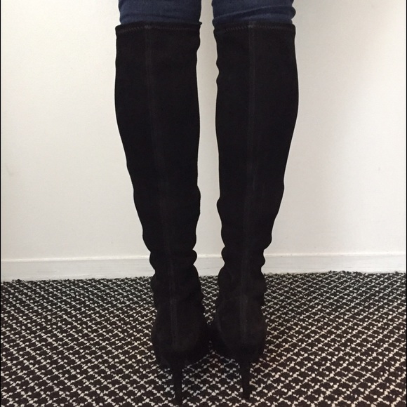 ❌ SOLD ❌Stuart Weitzman Suede Heel Boots - Picture 3 of 6