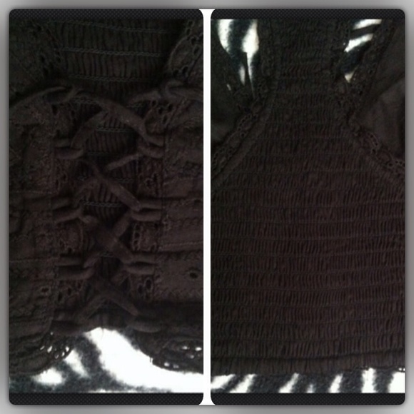 Free People Embroidered Black Crop Top, Sz L - NWT - Picture 3 of 4