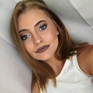 Meet your Posher, Brittney