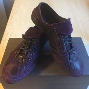 Purple bowling sneaker