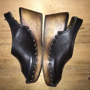 BCBG brown leather wedge sandals