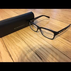 Burberry 1 day sale add treat w/ purchase frames!