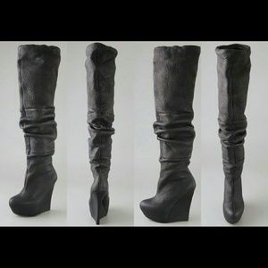 Rock and republic Able wedge boots