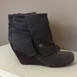 Blowfish Ankle Boots Wedge Heel Like New 8.5