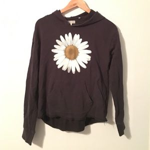 Comfy, daisy pullover sweatshirt