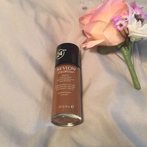Revlon Colorstay Foundation