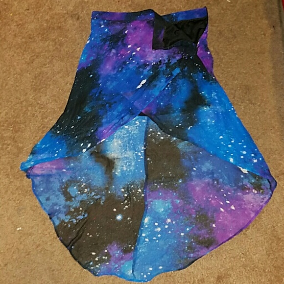 Galaxy high-low skirt