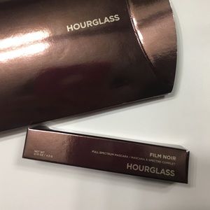 Hourglass Film Noir Mascara