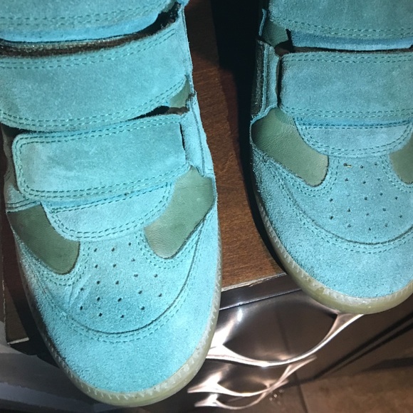 Sneaker - Picture 4 of 4