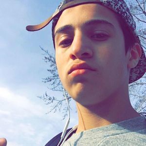 Meet your Posher, Armando