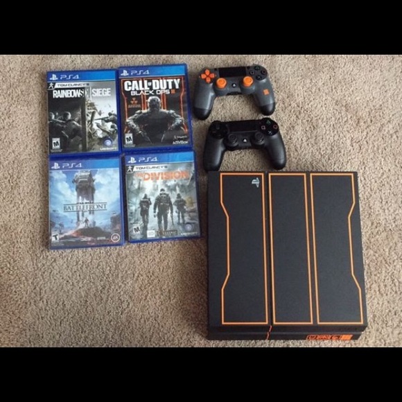 PS4 black ops limited edition 1 TB of memory.