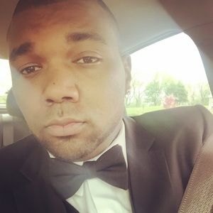 Meet your Posher, Manny