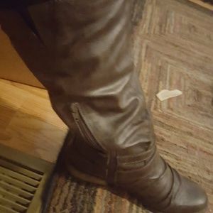 Boots final sale...great for Christmas gift