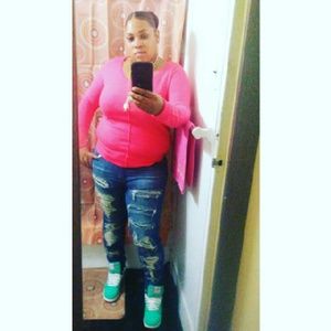 Meet your Posher, Desiree