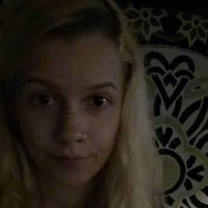 Meet your Posher, Jillian