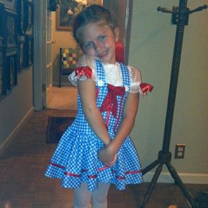 Dorothy costume